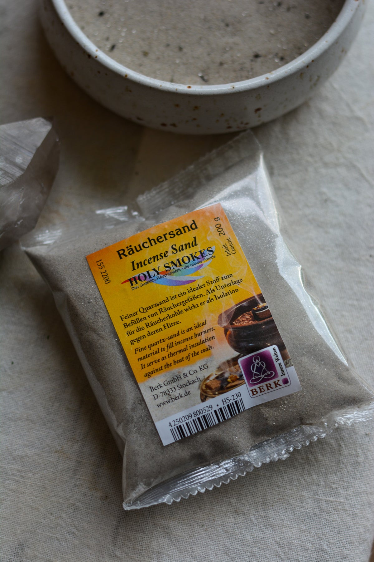 Päckchen mit 200g Räuchersand (Quarzsand) zum Räuchern.